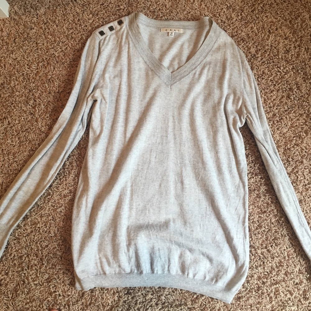 A cabi grey sweater